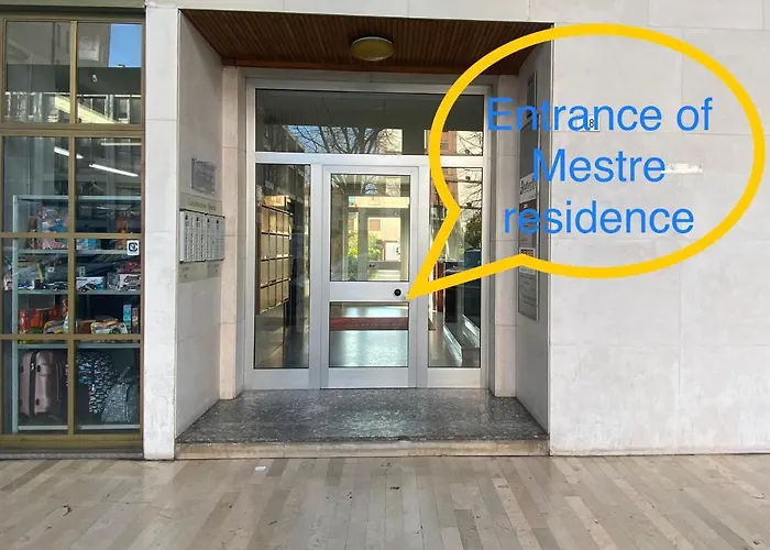 Mestre Residence بيت ضيافة *